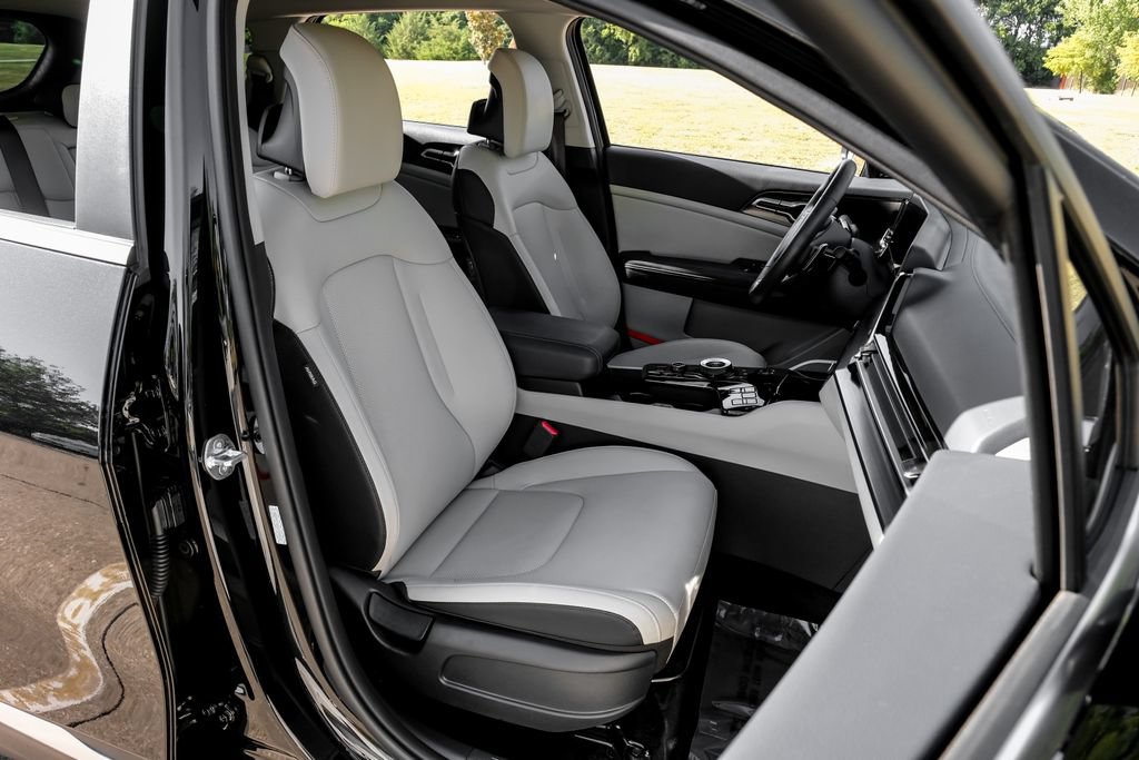 Used 2025 Kia Sportage EX w/ EX Premium Package AWD/4WD image 38