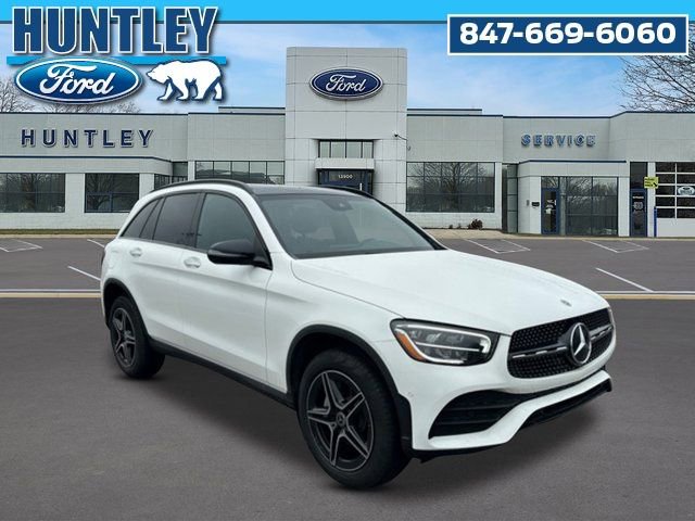 Used 2022 Mercedes-Benz GLC 300 4MATIC image 3