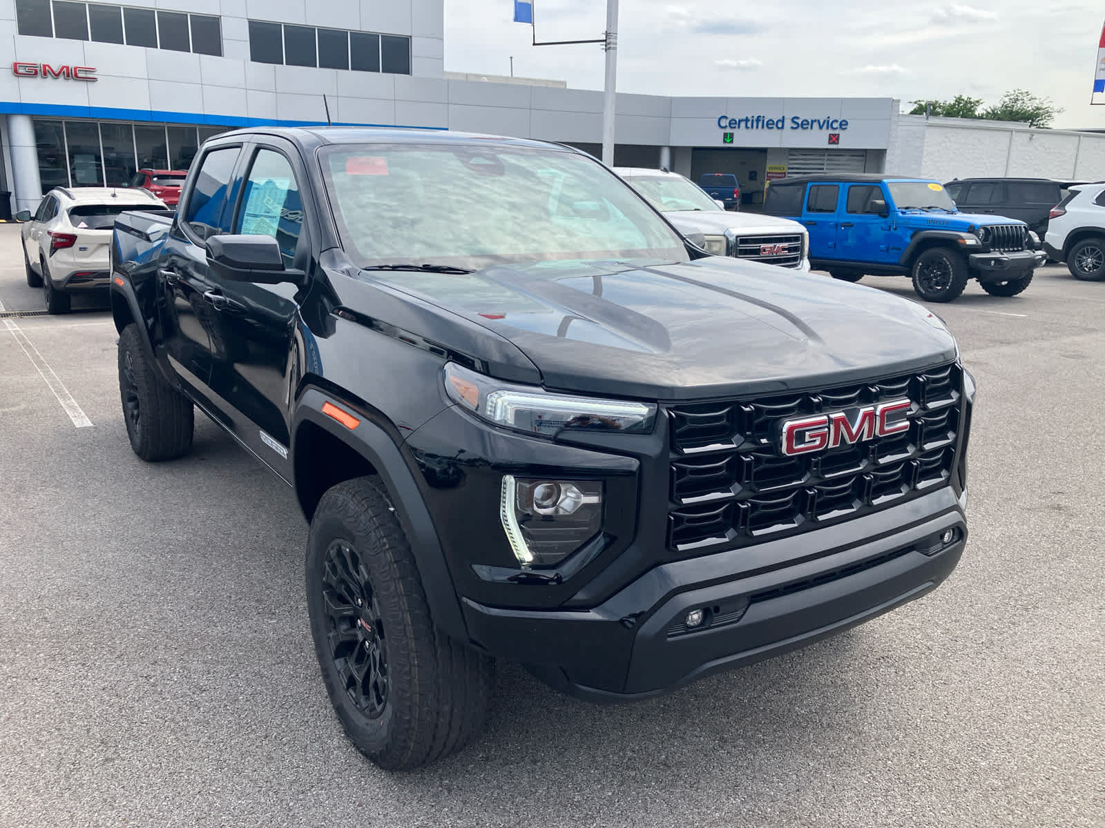 New 2026 GMC Canyon Elevation w/ Convenience Package RWD image 1
