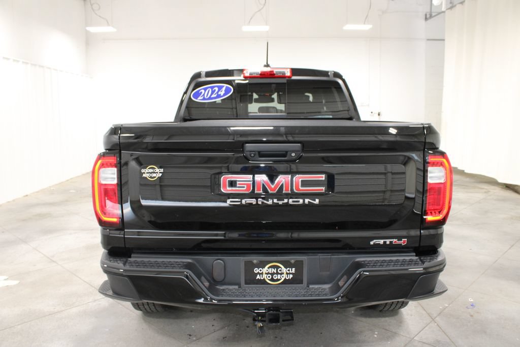Used 2024 GMC Canyon AT4 AWD/4WD image 8