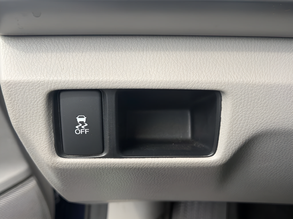 Used 2011 Honda Accord LX-P image 25