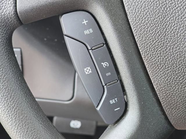 New 2026 Chevrolet Express 4500 w/ Power Convenience Package RWD image 5