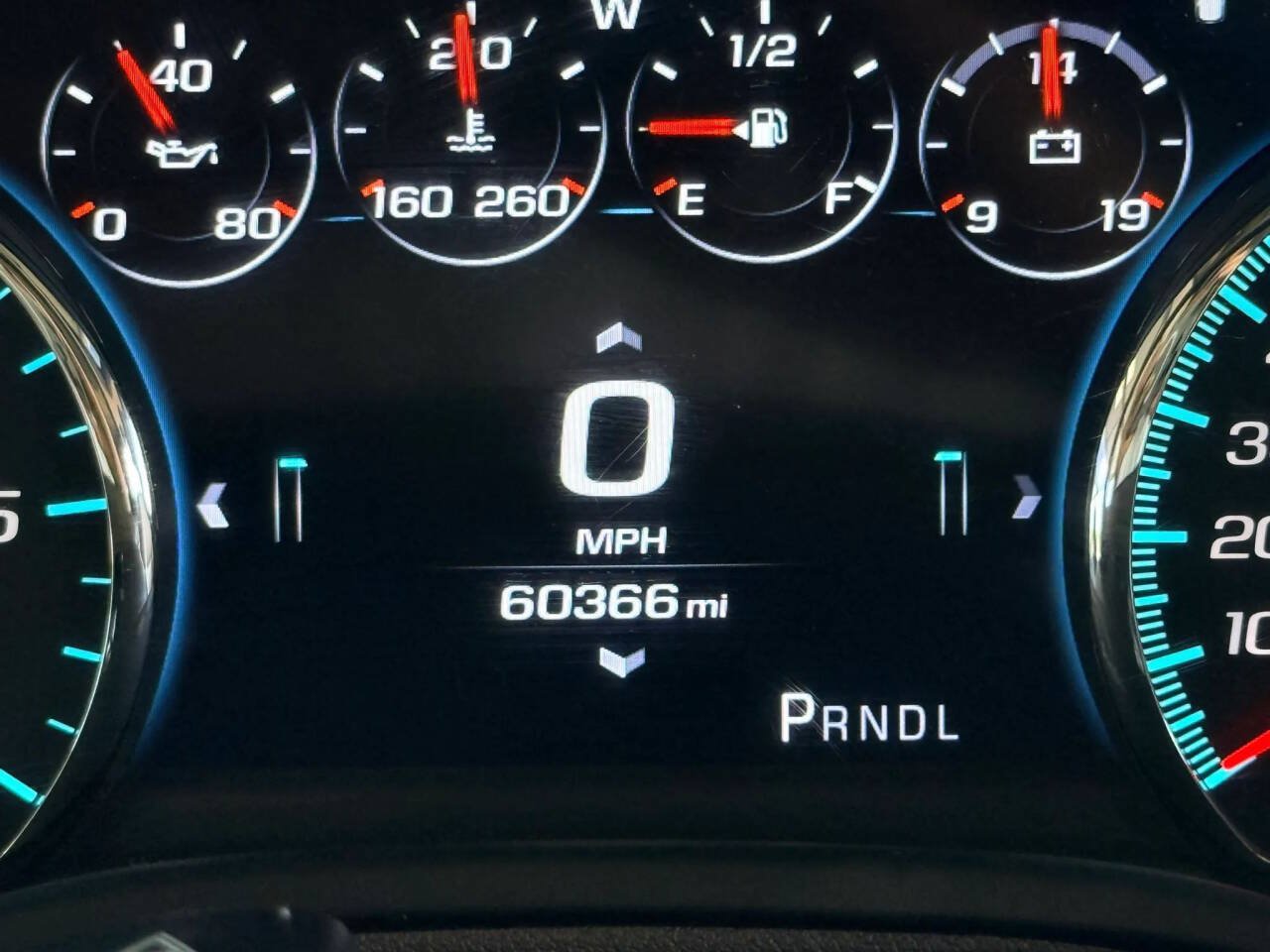 Used 2017 Chevrolet Tahoe Premier AWD/4WD image 34