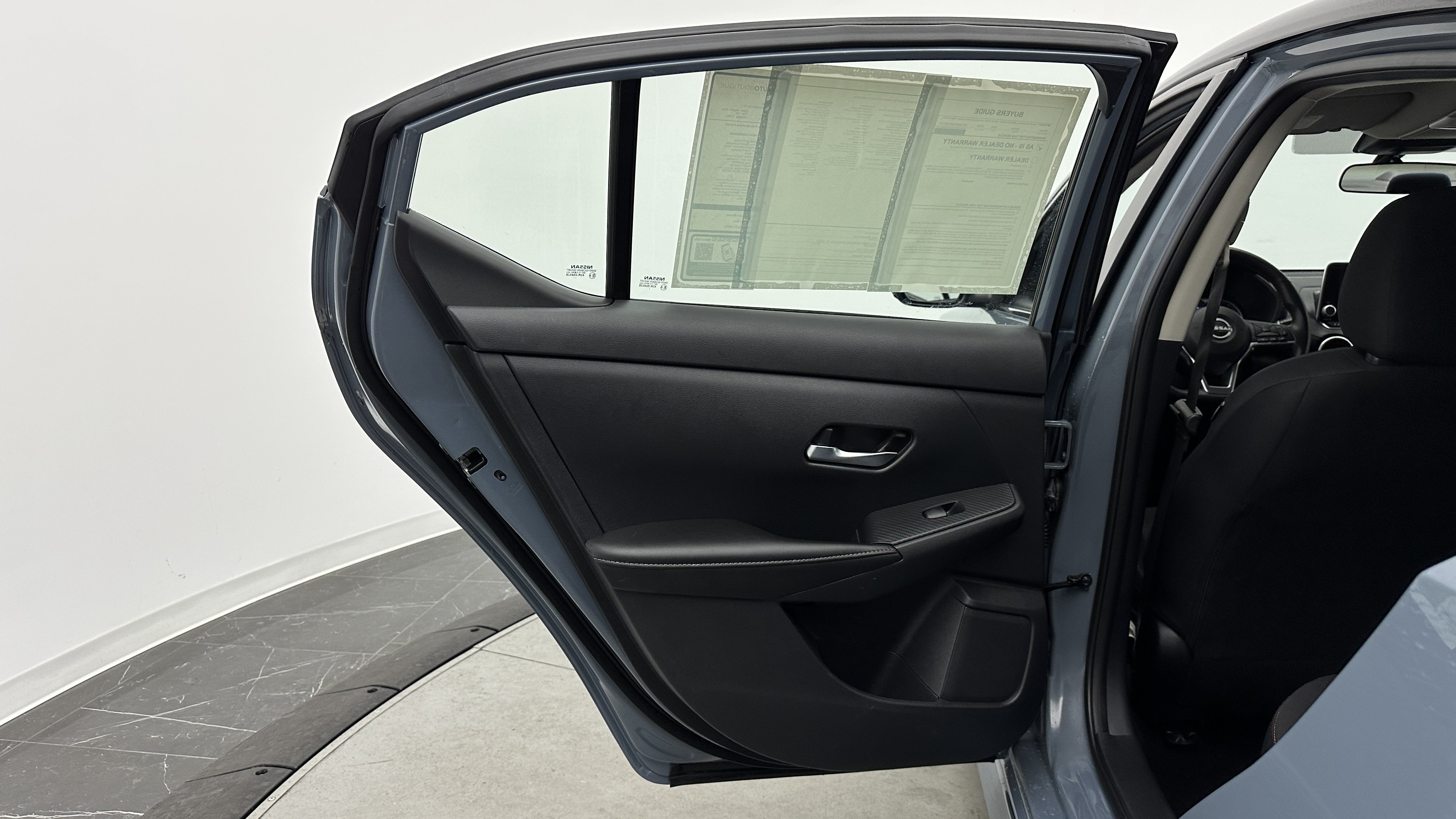 Used 2025 Nissan Sentra SR FWD image 26