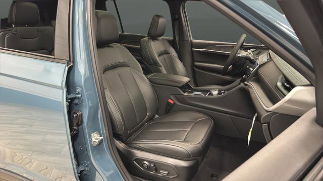 New 2026 Jeep Grand Cherokee L Limited image 22