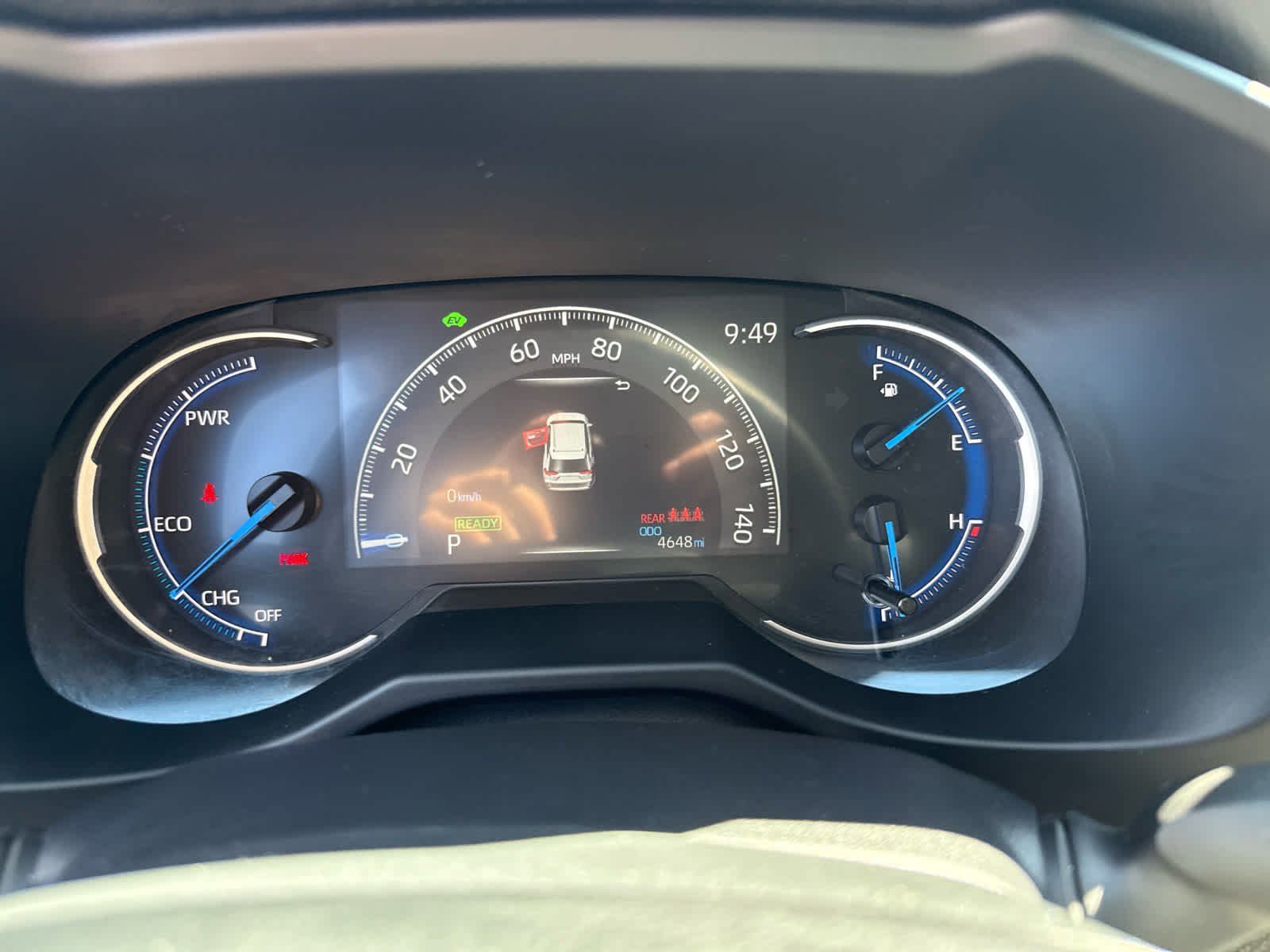 Used 2025 Toyota RAV4 LE AWD/4WD image 15