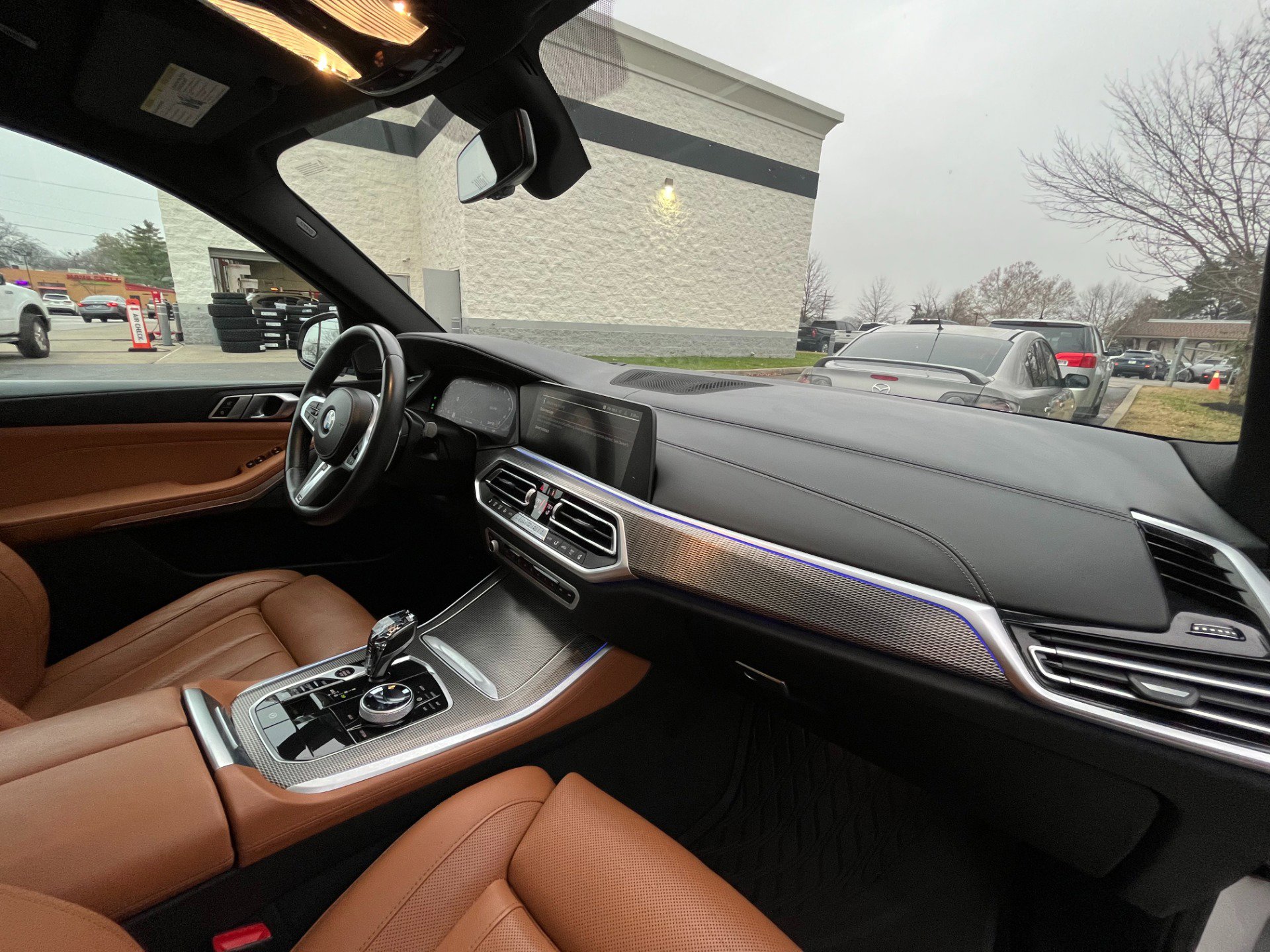 Used 2022 BMW X5 M50i w/ Executive Package image 31