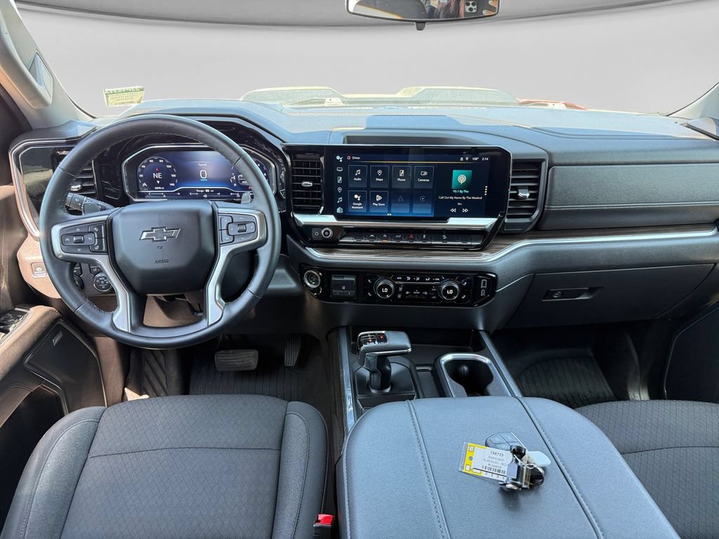 Used 2024 Chevrolet Silverado 1500 LT Trail Boss w/ Convenience Package II AWD/4WD image 23