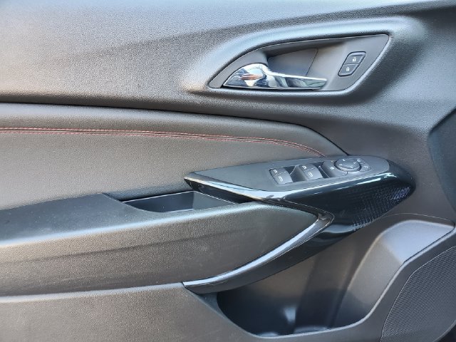 Certified 2024 Chevrolet Trax RS w/ Driver Confidence Package FWD image 17