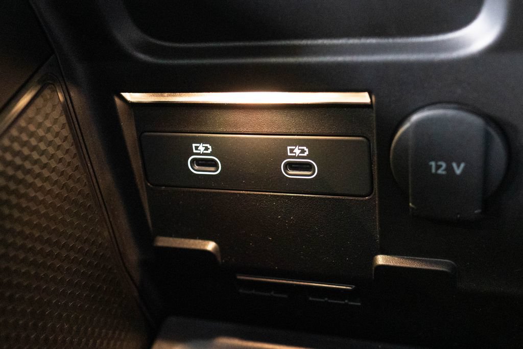 New 2026 Porsche Cayenne Electric AWD/4WD image 29