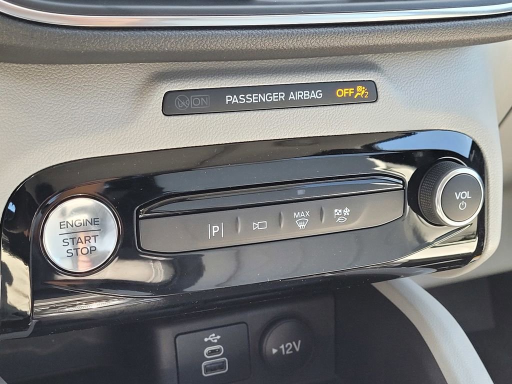 New 2025 Ford Escape SE w/ PHEV Premium Package image 47