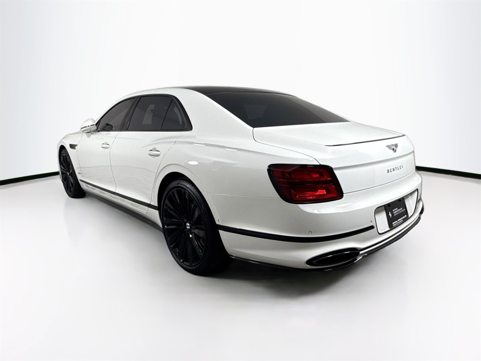Used 2023 Bentley Flying Spur W12 image 5
