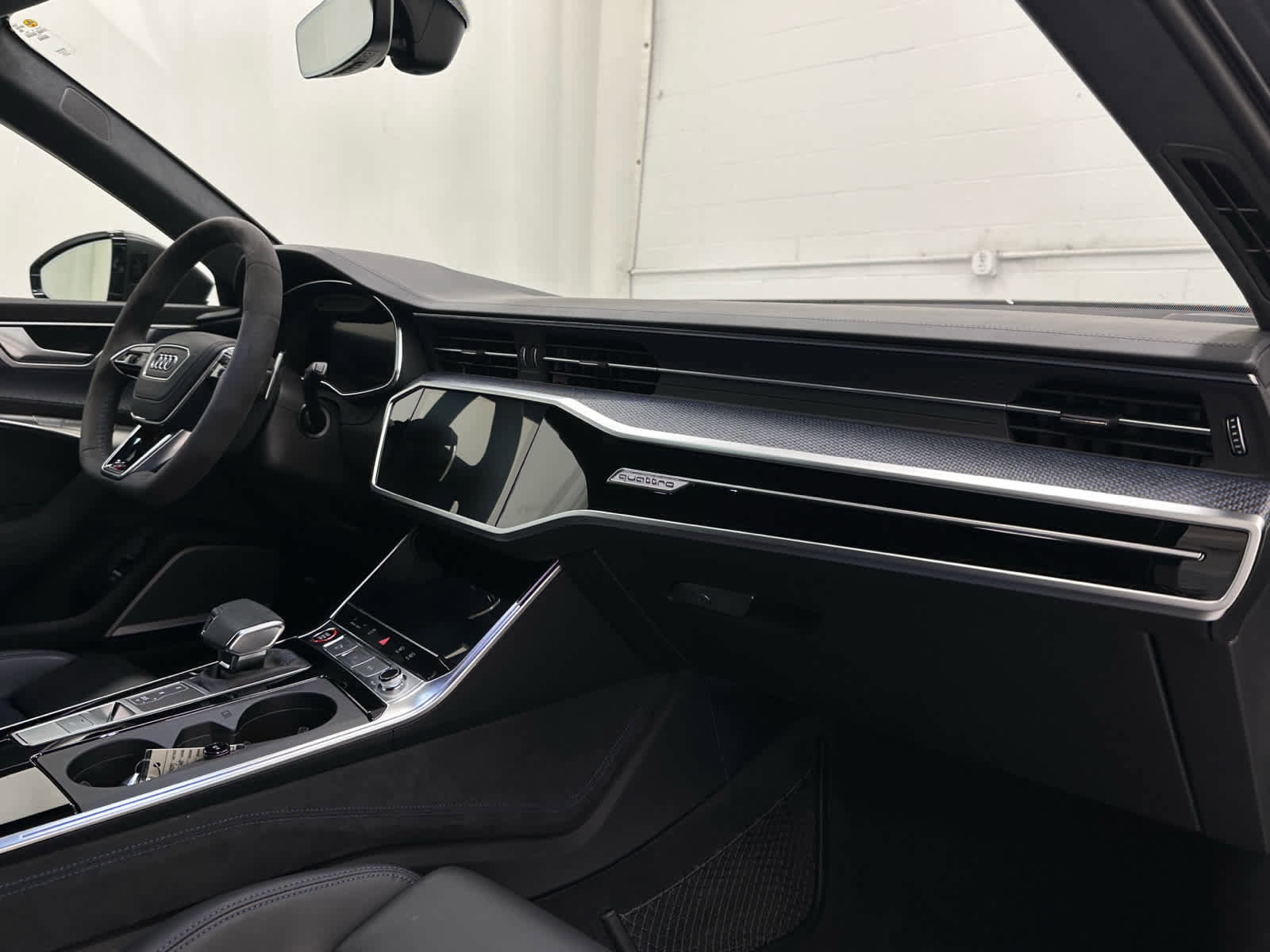 Used 2025 Audi RS 6 performance image 17