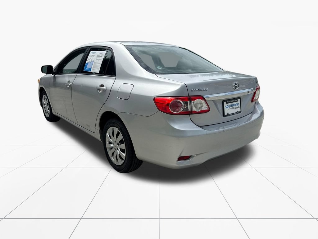 Used 2012 Toyota Corolla LE FWD image 6