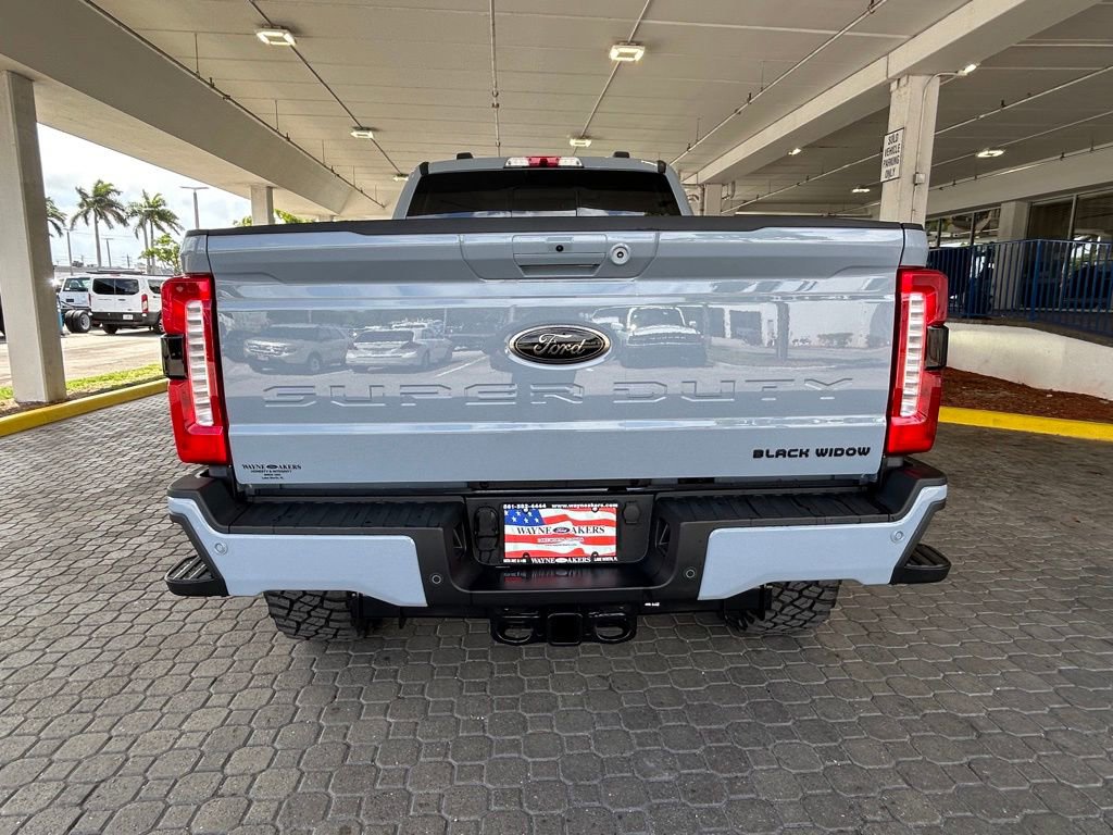 New 2026 Ford F250 Lariat w/ Black Appearance Package image 5