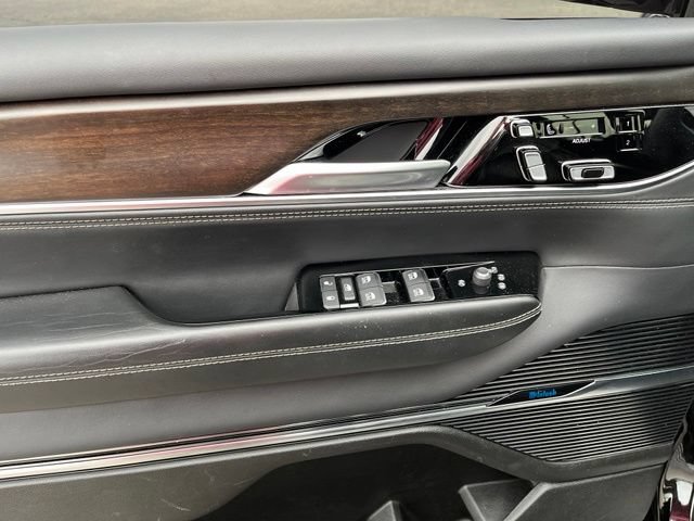 Used 2024 Jeep Grand Wagoneer L 4WD image 12