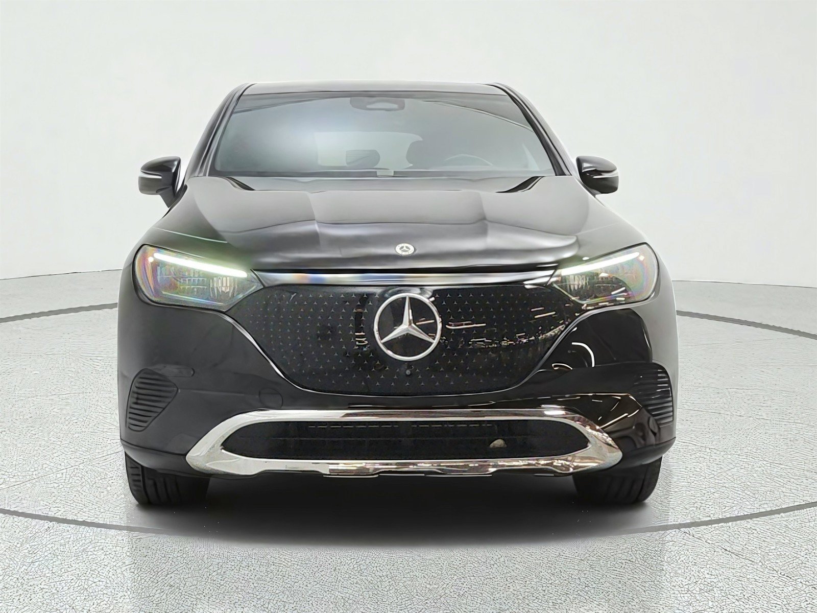Used 2023 Mercedes-Benz EQE 350+ 4MATIC SUV image 2