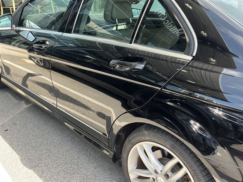 Used 2014 Mercedes-Benz C 300 4MATIC Sedan image 9