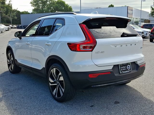 Certified 2024 Volvo XC40 B5 Plus w/ Protection Package Premier AWD/4WD image 4