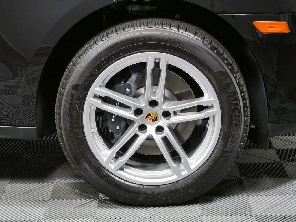 New 2026 Porsche Macan AWD/4WD image 40