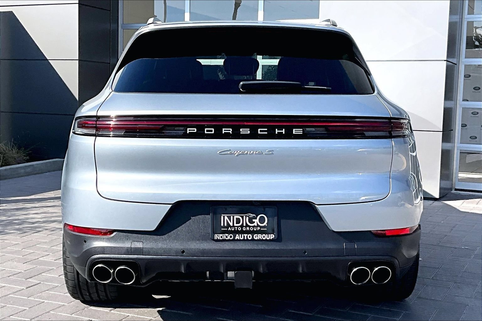 Used 2024 Porsche Cayenne S AWD/4WD image 4