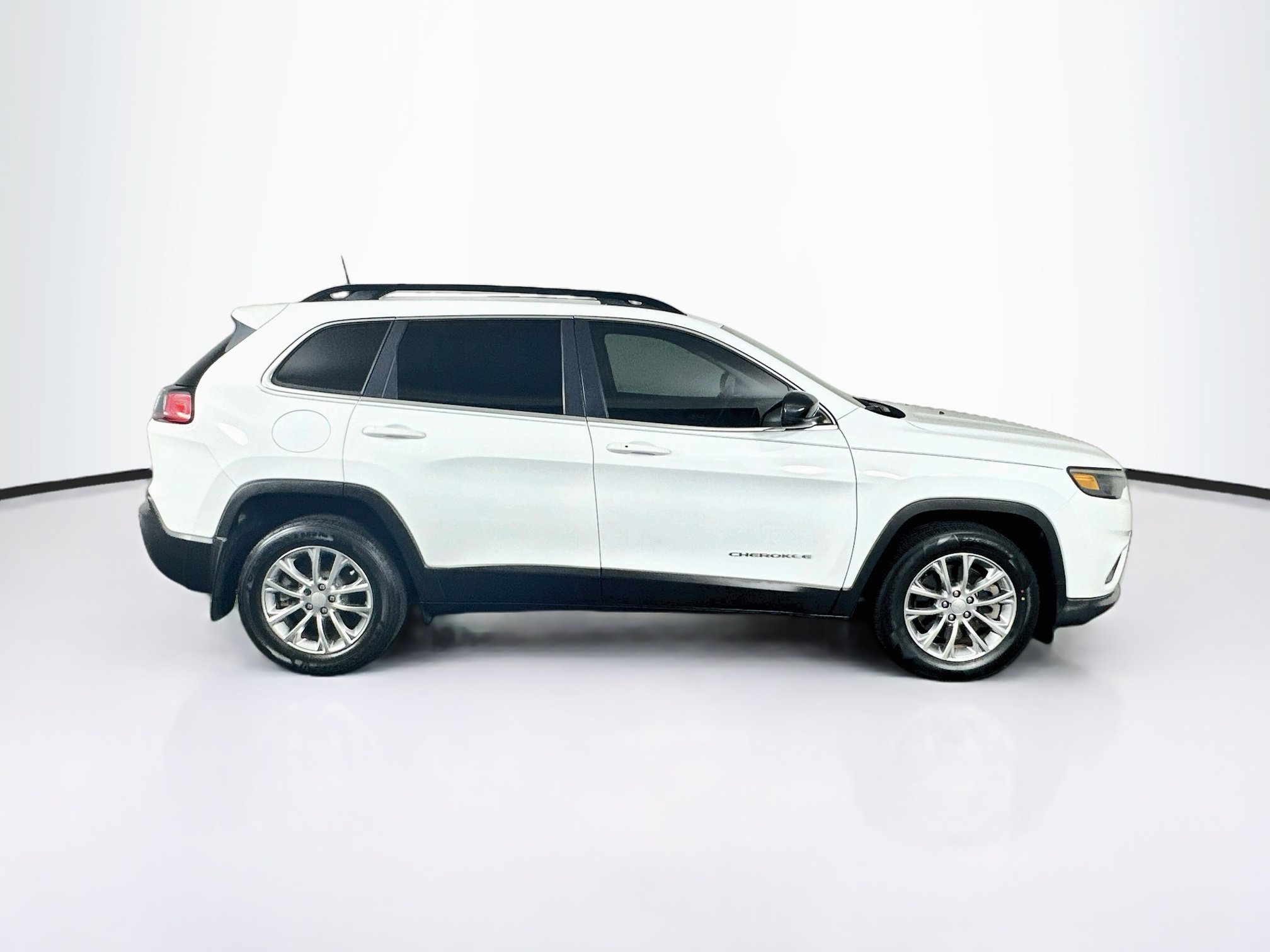 Used 2022 Jeep Cherokee Latitude Lux FWD image 10
