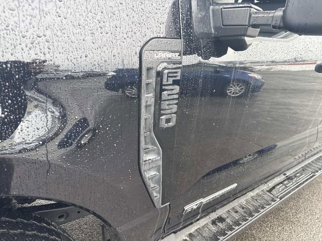 Used 2024 Ford F250 Lariat w/ Black Appearance Package image 10