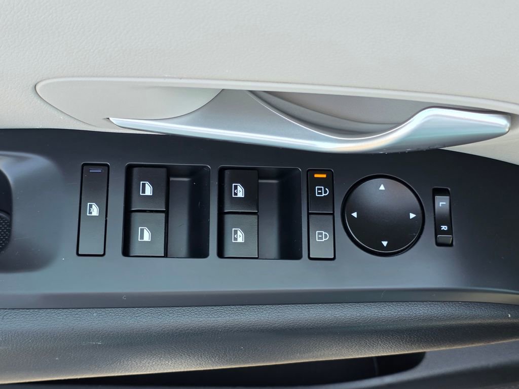 Used 2025 Hyundai Tucson SEL image 12