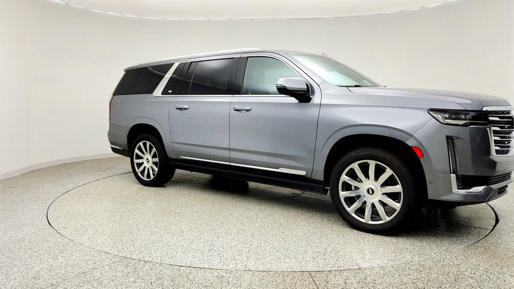 Used 2021 Cadillac Escalade ESV Premium Luxury Platinum w/ Heavy-Duty Trailer Package AWD/4WD image 3