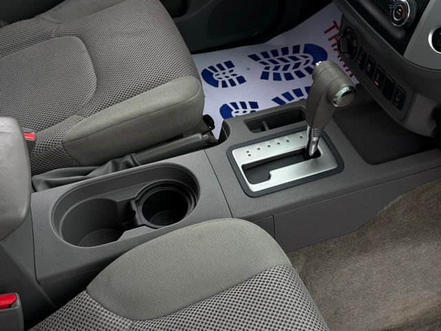 Used 2014 Nissan Frontier SV image 29