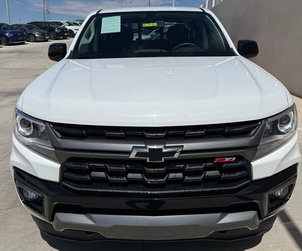 Used 2022 Chevrolet Colorado Z71 AWD/4WD image 3