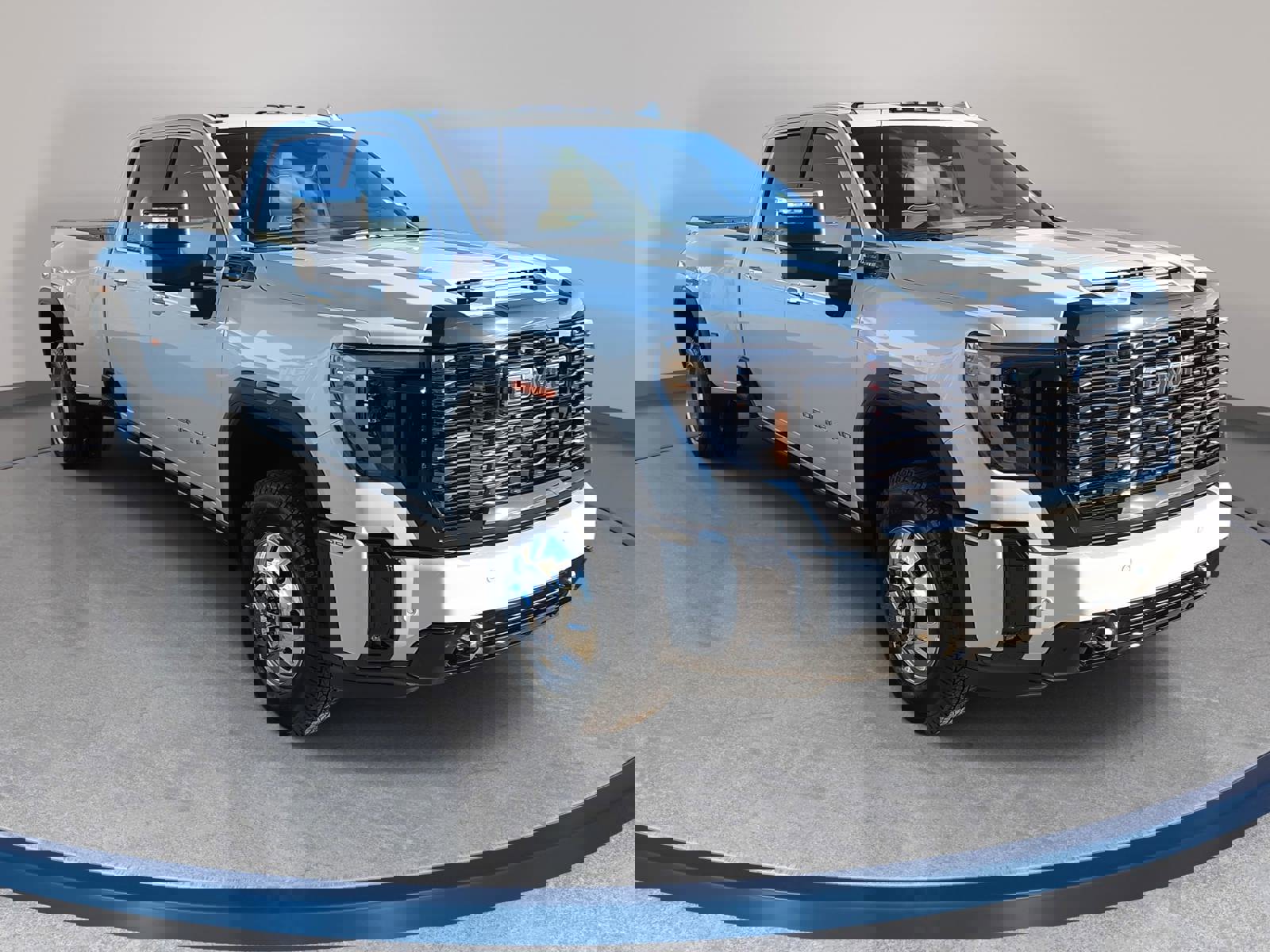New 2026 GMC Sierra 3500 Denali Ultimate image 3