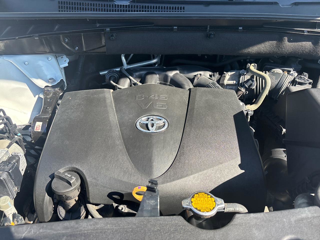 Used 2017 Toyota Highlander XLE image 14