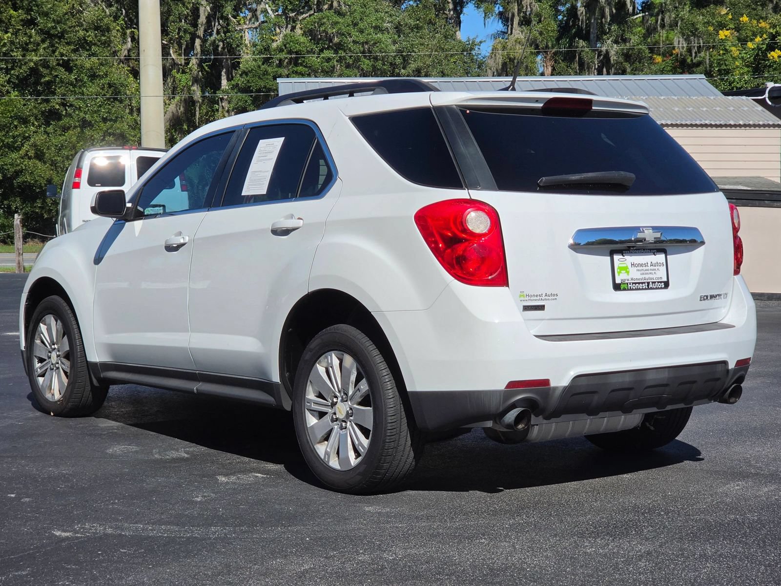 Used 2011 Chevrolet Equinox LT w/ Driver Convenience Package FWD image 7