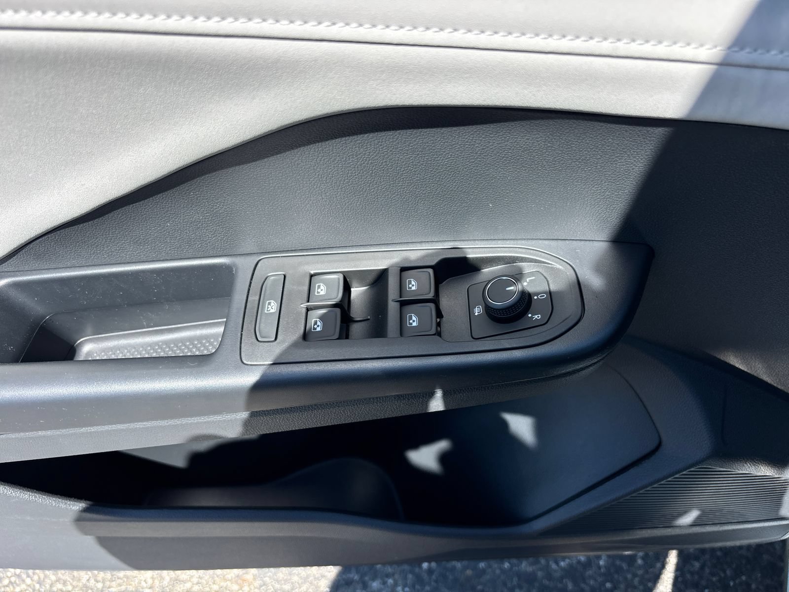 New 2026 Volkswagen Taos SE AWD/4WD image 13