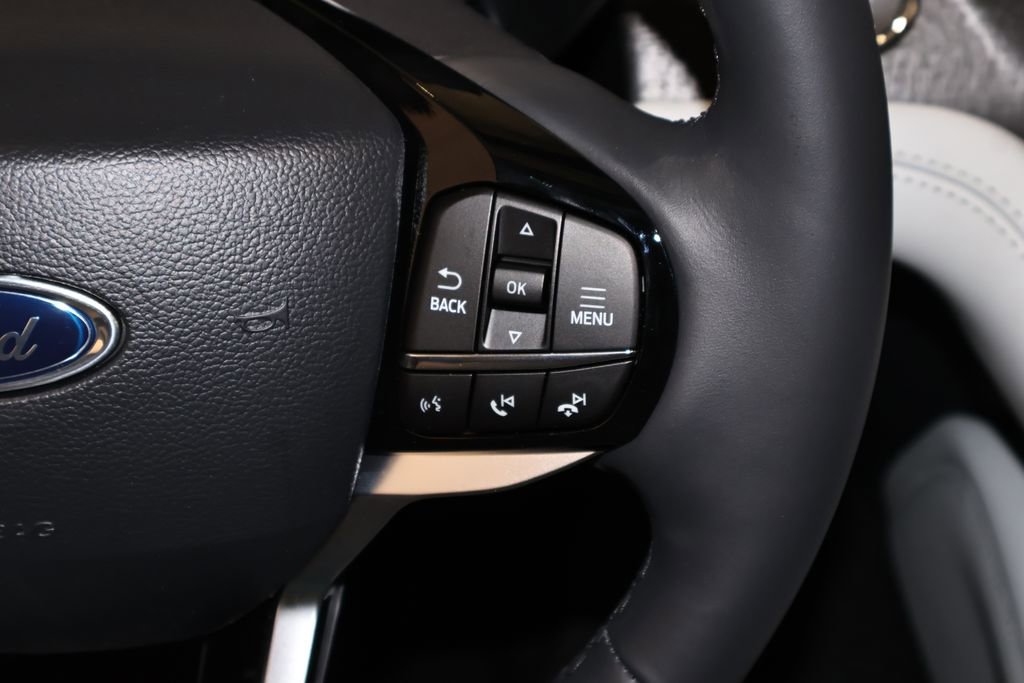 New 2026 Ford Explorer Platinum image 25