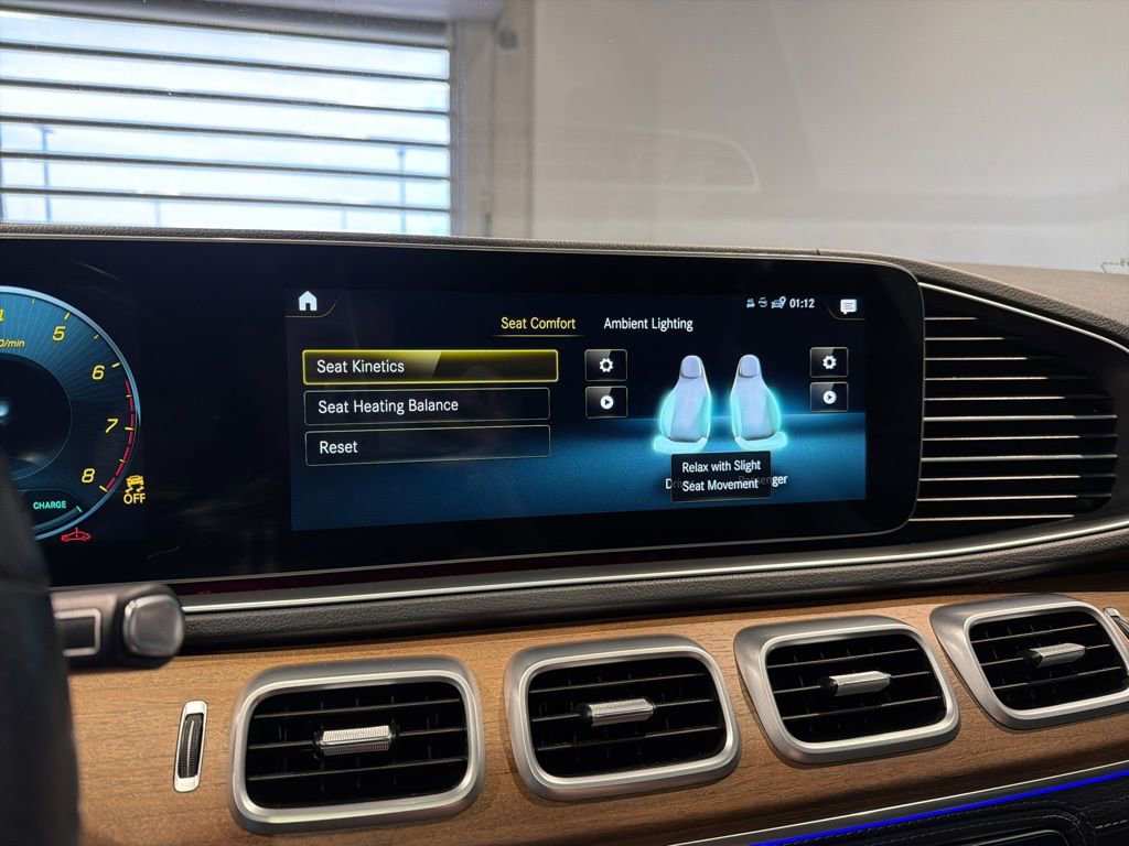 Used 2022 Mercedes-Benz GLE 450 4MATIC w/ AMG Line Exterior image 20