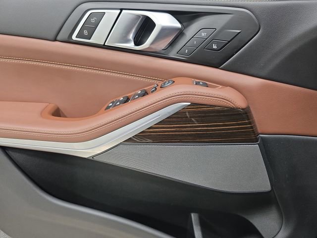 Used 2025 BMW X5 xDrive40i image 28