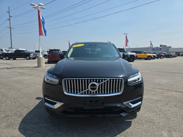 Used 2023 Volvo XC90 B6 Plus image 10