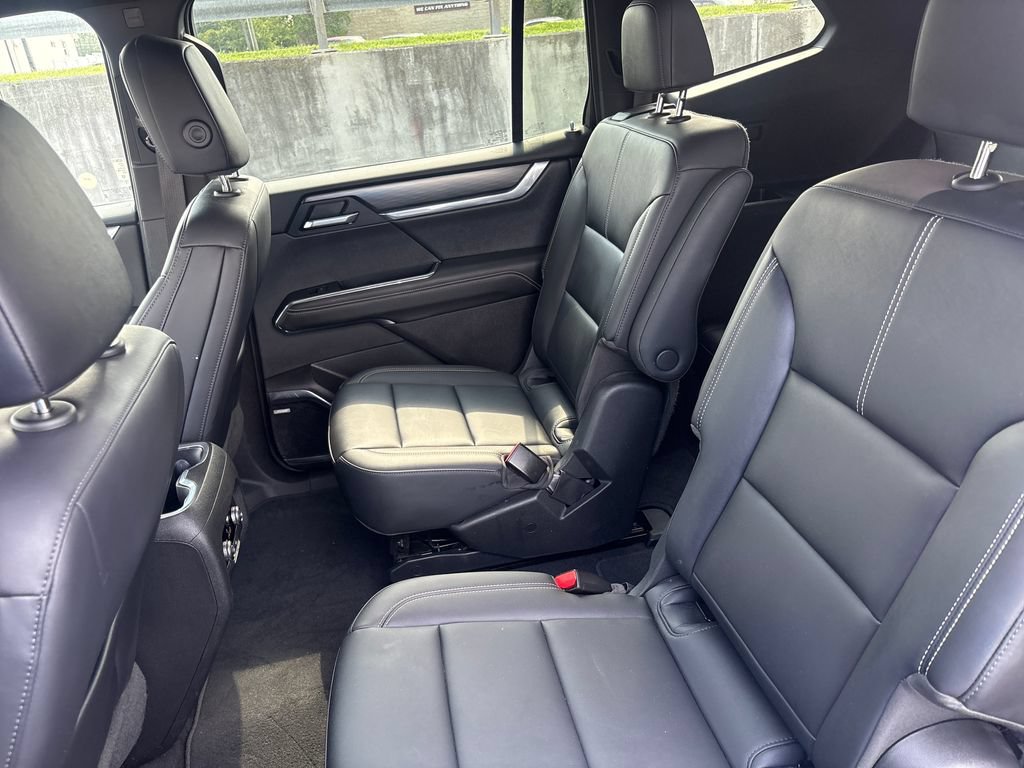 Used 2024 GMC Acadia Elevation w/ Trailering Package AWD/4WD image 14