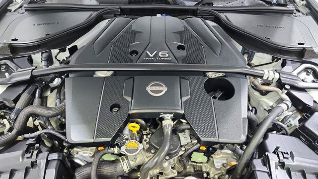 Certified 2024 Nissan Z Performance w/ Floor Mat Package RWD image 27