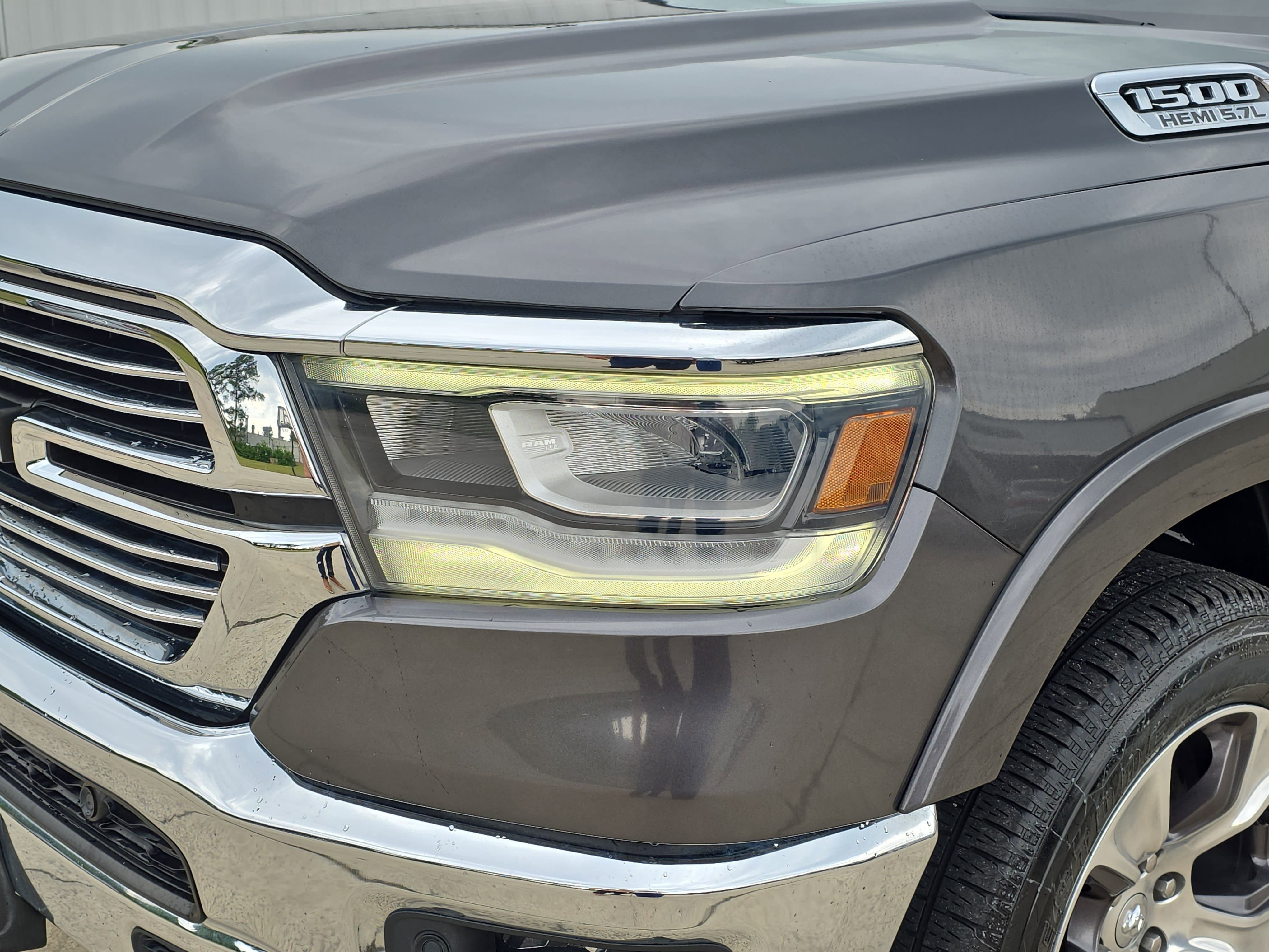 Used 2019 RAM 1500 Laramie AWD/4WD image 31