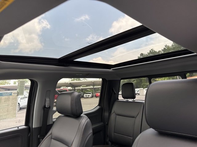 New 2025 Ford F250 Lariat w/ Chrome Package image 20