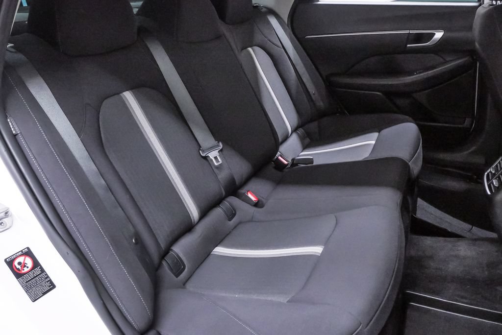 Used 2023 Hyundai Sonata SEL w/ Cargo Package FWD image 11