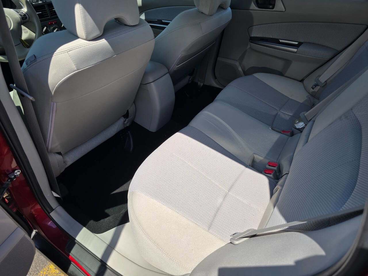 Used 2012 Subaru Forester 2.5X w/ Popular Pkg 3 AWD/4WD image 17