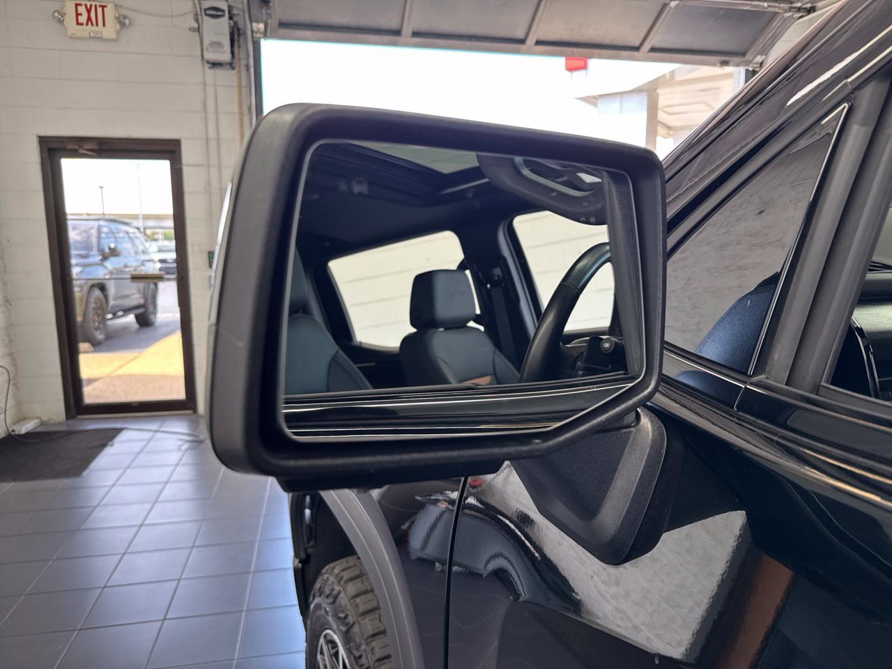 Used 2023 GMC Sierra 1500 AT4 w/ AT4 Preferred Package AWD/4WD image 14