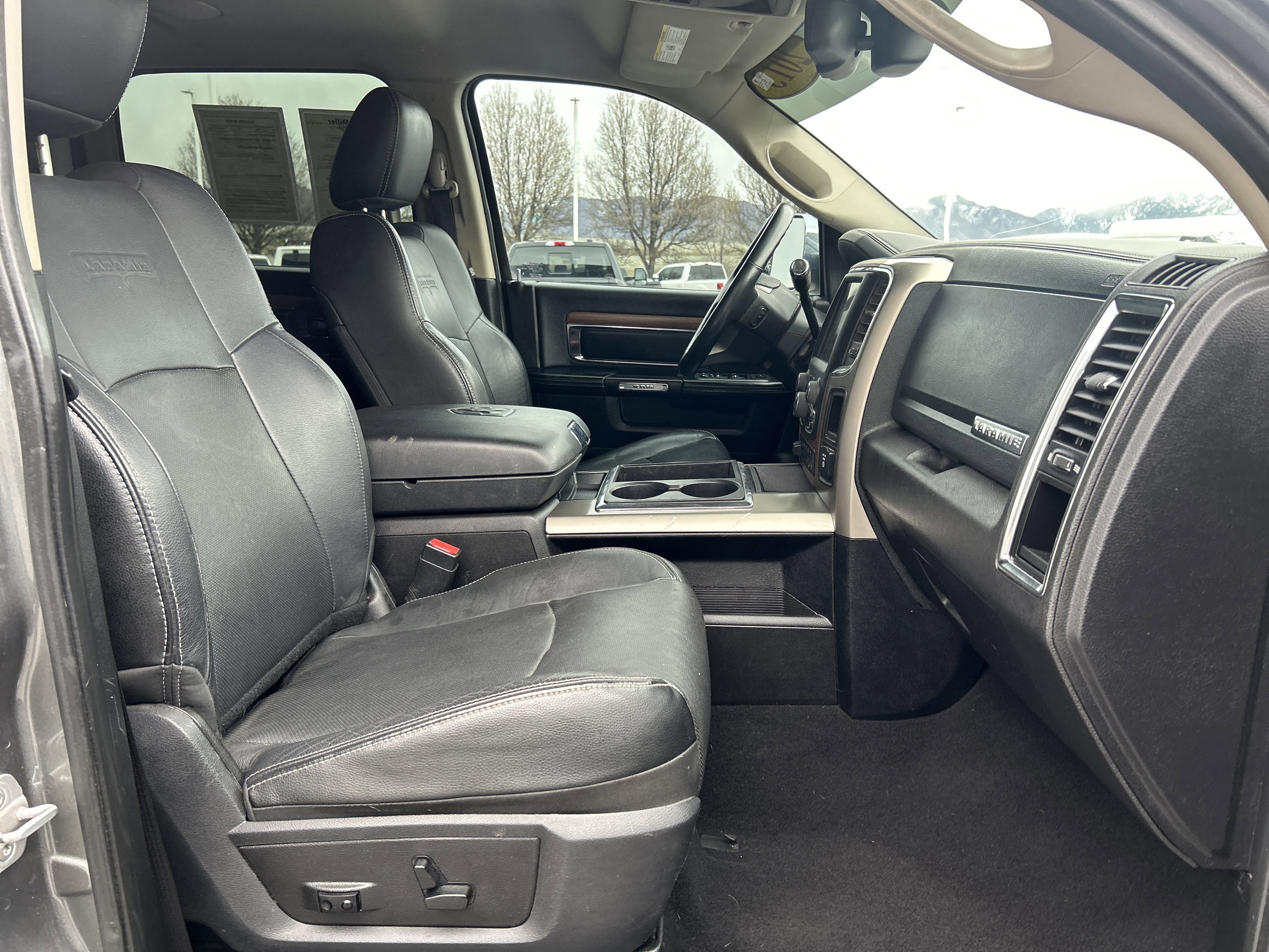 Used 2013 RAM 2500 Laramie w/ Convenience Group image 28