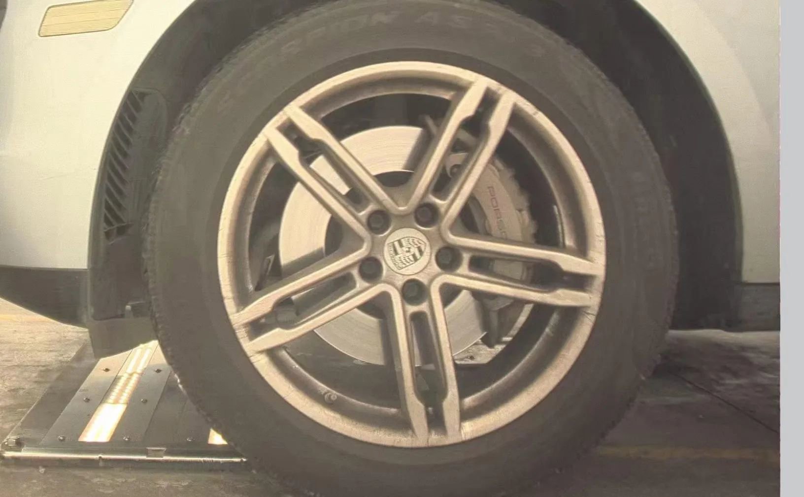 Used 2017 Porsche Macan S image 5