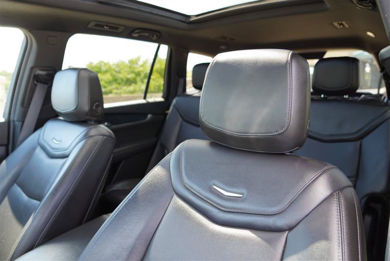 Used 2020 Cadillac XT6 Premium Luxury AWD/4WD image 55