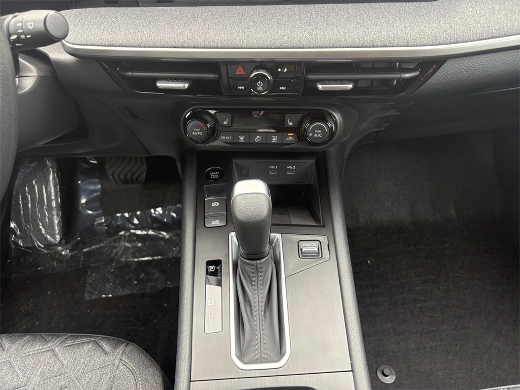 New 2026 Nissan Kicks SV w/ SV Premium Package image 11